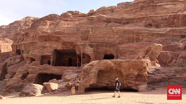Yang Perlu Diketahui Sebelum Berwisata Ke Yordania Yang Perlu Diketahui Sebelum Berwisata Ke Yordania