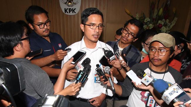 KPK Curiga Fahri Hamzah Bela Pihak Tertentu dalam Kasus e-KTP