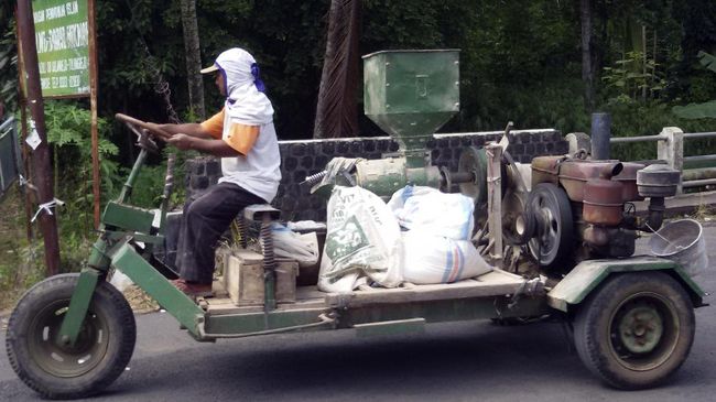 Grandong, Mobil Pedesaan yang Tak Tergantikan