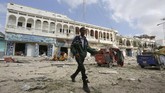 Sempat terjadi dua ledakan di lokasi. Baku tembak pun berlangsung cukup lama. (REUTERS/Feisal Omar)