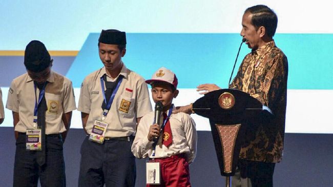 Kisah Jokowi dan Siswa SD Pelajaran Netizen untuk Bijaksana