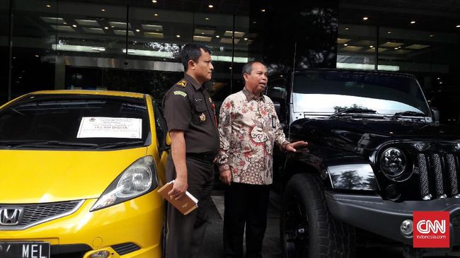 Ditjen Pajak Sita Vespa Sampai Apartemen Pengusaha Kondang