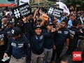 Relawan Ramaikan 'Nobar' Debat Cagub DKI