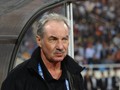 Kesehatan Bermasalah, Riedl Batal Latih Persebaya