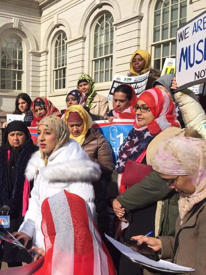 World Hijab Day Wanita  AS Pakai  Hijab Gambar  Bendera 