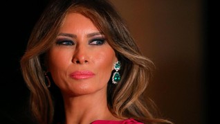 Orang Tua Melania Trump Resmi Jadi Warga Negara AS
