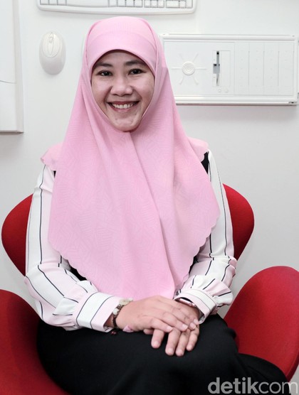 Cerita Asma Nadia, Hijab Traveller yang Telah Berkeliling ke 61 Negara Cerita Asma Nadia, Hijab Traveller yang Telah Berkeliling ke 61 Negara