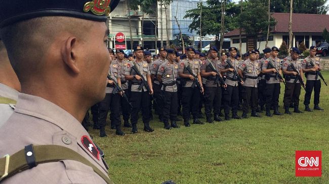 180 Personel Brimob Polda Kalbar Dikirim ke Papua