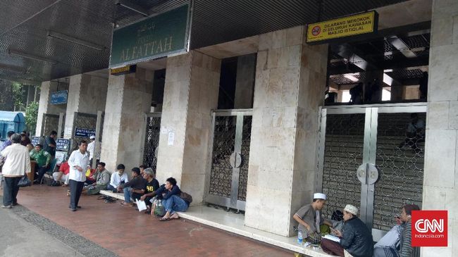 cara menggambar masjid istiqlal Rombongan Aksi 112 dari Luar Kota Mulai Merapat ke Istiqlal 