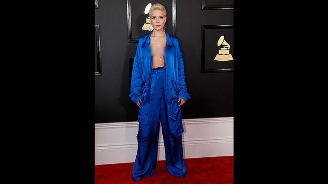 Halsey Girang Jadi Cameo di Film Lady Gaga 'A Star Is Born'