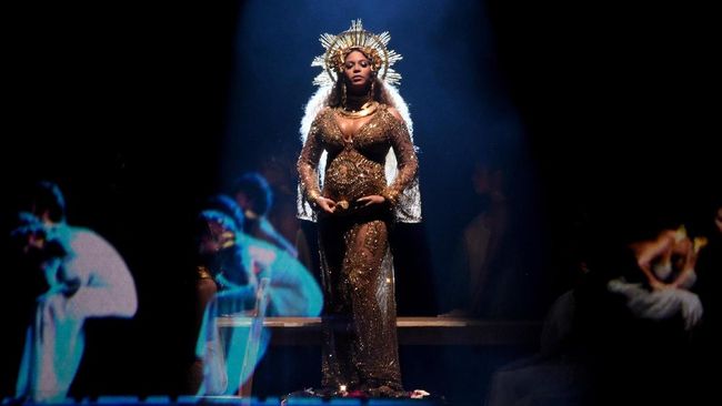Tampil Hamil, Beyonce 'Guncang' Panggung Grammy Awards 2017