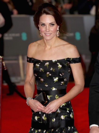 Kate Middleton Sampai Emma Stone, Ini 7 Seleb Berbusana Terbaik di BAFTAs 1 Kate Middleton Sampai Emma Stone, Ini 7 Seleb Berbusana Terbaik di BAFTAs 1