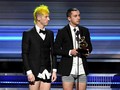 Raih Piala Grammy Awards, Twenty One Pilots Buka Celana
