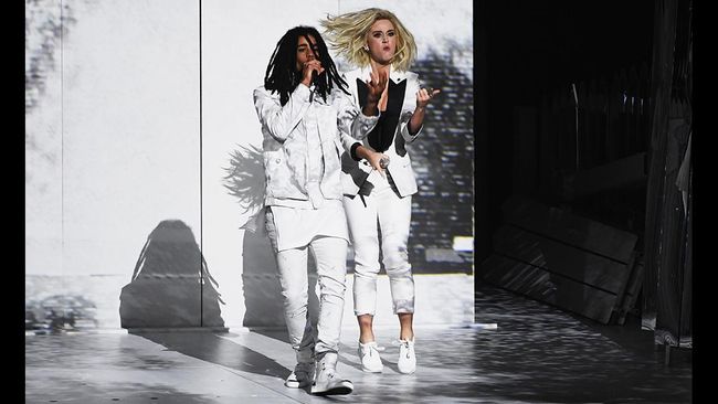 Katy Perry Usung Lagu Baru dan Pesan Khusus di Grammy Awards