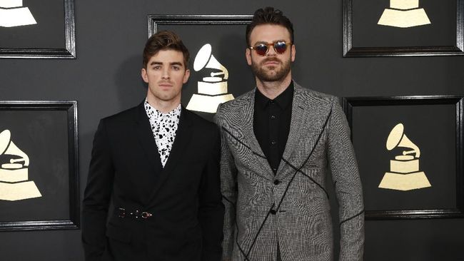 Grammy Pertama The Chainsmokers Lewat Hit 'Don't Let Me Down'