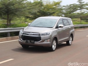 Kijang Innova Jadi Primadona di Pasar Mobil Bekas, Paling Banyak Dicari