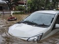 Cuitan Kocak Soal Banjir yang Masih Jadi Omongan Netizen