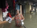 BNPB: 279 Warga Bekasi Dievakuasi Akibat Banjir