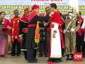 Jokowi Dapat Anugerah Adat Kehormatan Maluku