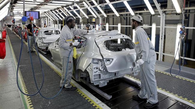 Nissan Batalkan Bisnis Baterai Listrik  dengan China 