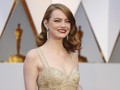 Gaya Punk Emma Stone Jadi Pemburu Anjing dalam 'Cruella'