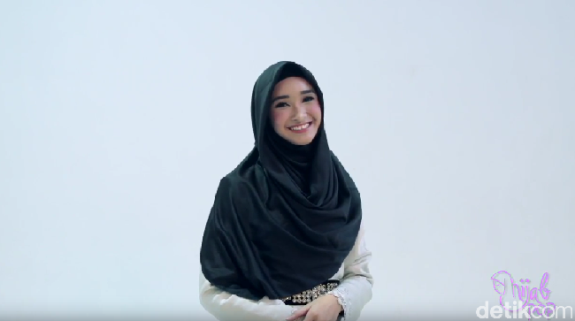 7 Rahasia Wanita  Berhijab yang Tak Pernah Dikatakannya