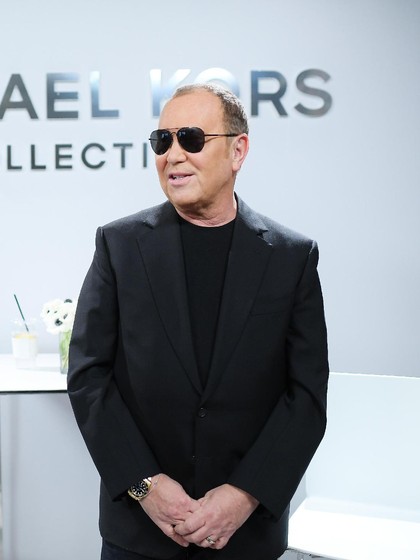Opsi saham michael kors