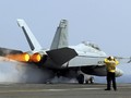 Dekati Kapal Induk AS, Pengebom Rusia Diusir Jet Tempur