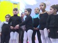 Kelas Balet Anak di Daerah Konservatif Mesir