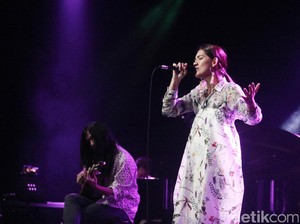 Gerbang Awal Menuju Album Terbaru Monita Tahalea