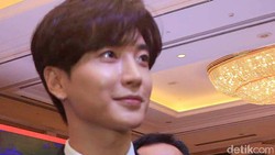 Leeteuk Super Junior Bilang I Love Trump Bikin Heboh Netizen
