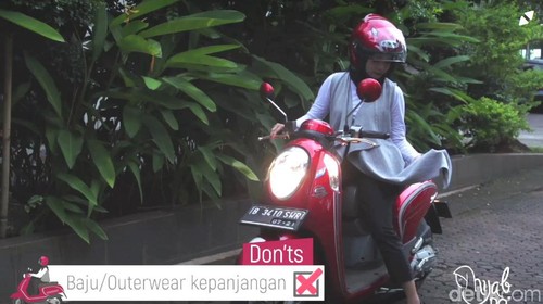 Ramai Gamis Tersangkut di Motor, Hijabers Perhatikan Hal Ini Saat Berkendara Ramai Gamis Tersangkut di Motor, Hijabers Perhatikan Hal Ini Saat Berkendara