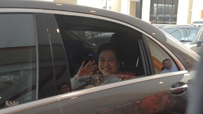 Anak Risma Ikut Pertemuan di Rumah Megawati