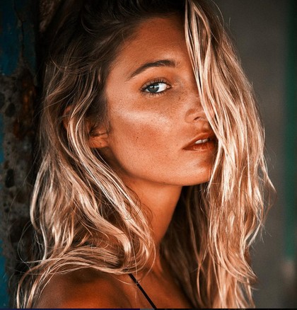 Ini Sophie Taylor, Model yang Dikabarkan Jalan Bersama Pangeran William Ini Sophie Taylor, Model yang Dikabarkan Jalan Bersama Pangeran William