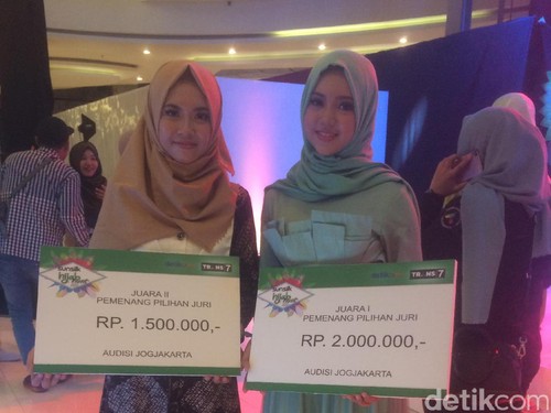 Top 3 Peserta Audisi Sunsilk Hijab Hunt Yogyakarta dapat Hadiah Jutaan Rupiah Top 3 Peserta Audisi Sunsilk Hijab Hunt Yogyakarta dapat Hadiah Jutaan Rupiah