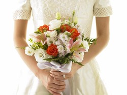 Viral Sesi Lempar Bunga Pengantin Jadi Ajang Cari Jodoh, Bikin Tamu Heboh Viral Sesi Lempar Bunga Pengantin Jadi Ajang Cari Jodoh, Bikin Tamu Heboh