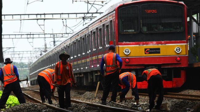 Besok, KAI Mulai Jual Tiket Kereta Lebaran 