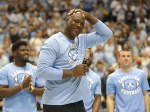 Alasan Rumah 5.000 Meter Michael Jordan 11 Tahun Dijual Nggak Laku-laku