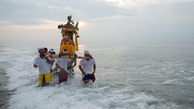 Tak Hanya Nyepi, Ada Ritual Lain Sambut Tahun Baru Saka