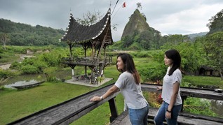 Menpar 'Tantang' Sumatera Barat Tiru Kesuksesan Mandalika