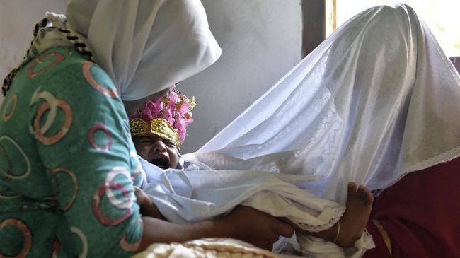 Bukan Manfaat, Sunat Perempuan Malah Beri Efek Buruk