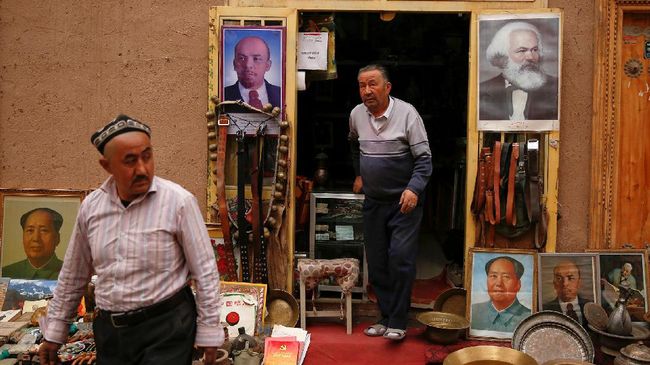 China Klaim Kamp Penahanan Uighur Hanya Sekolah Keterampilan