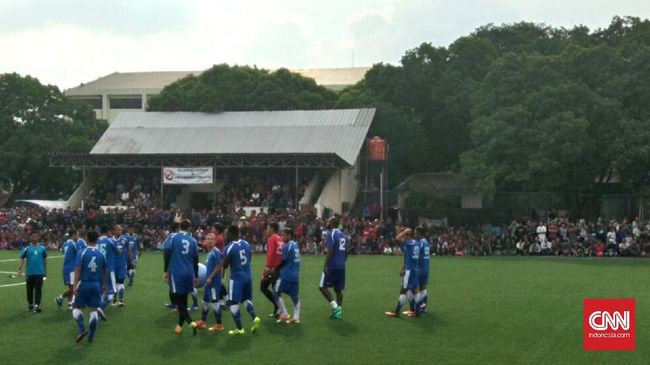 Empat Pemain Baru Ramaikan Latihan Perdana Persib