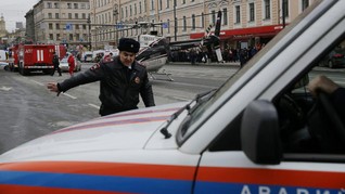 Dua Polisi Rusia Tewas Diserang Kelompok Radikal