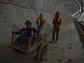 Tiga Pemuda Masuk Terowongan MRT, Kontraktor Kecolongan