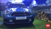 The New Mini Countryman diperkenalkan di Indonesia, Rabu (5/4) di Jakarta, berukuran lebih panjang 20 sentimeter dan lebih lebar 3 cm dibanding generasi sebelumnya.