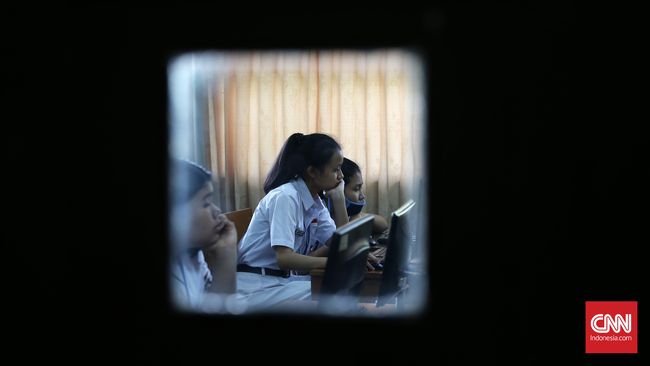 Dikotomi Lembaga Berbasis Agama dan Full Day School