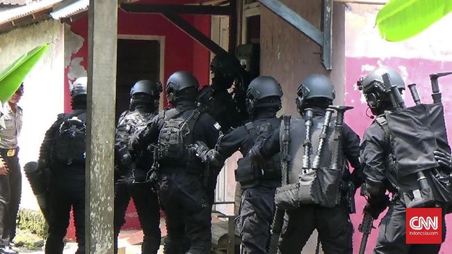 Polisi Tangkap 5 Terduga Teroris Jaringan MIT di Sulteng