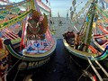 'Memetik' Berkah di Laut