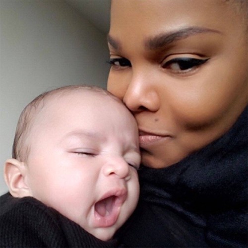 Hamil di Usia 50, Janet Jackson Sempat Didiagnosis Mandul oleh Dokter Hamil di Usia 50, Janet Jackson Sempat Didiagnosis Mandul oleh Dokter